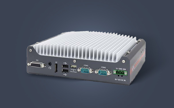 東田爆款無風(fēng)扇工控機(jī)