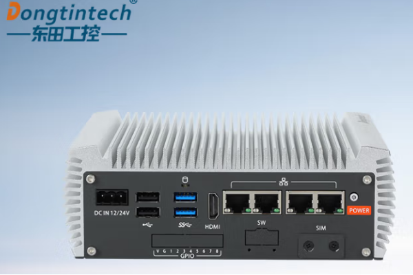 東田嵌入式工業(yè)工控機(jī).png