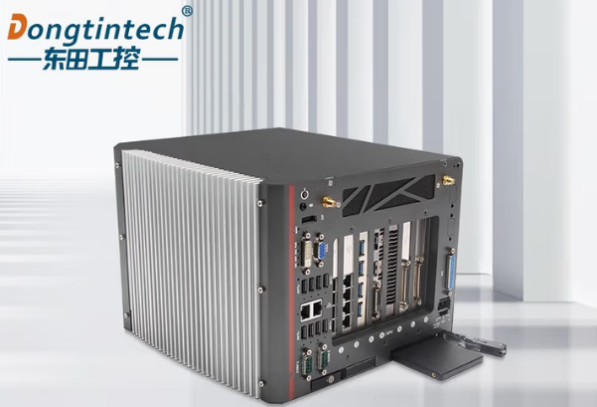 東田嵌入式工業(yè)電腦主機(jī).png
