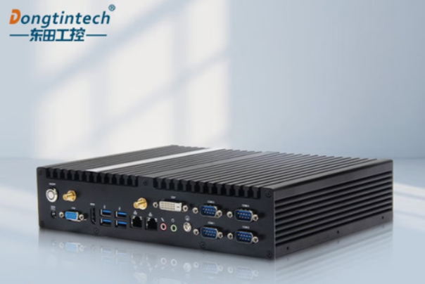 東田嵌入式工業(yè)計(jì)算機(jī).png